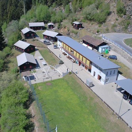 Touring Club Svizzero - Sezione Ticino Vandrarhem Quinto Exteriör bild