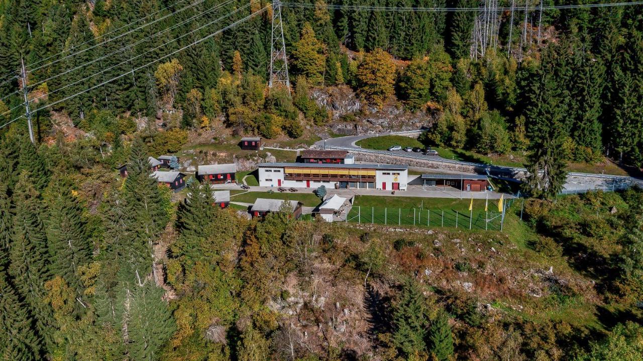 Touring Club Svizzero - Sezione Ticino Vandrarhem Quinto Exteriör bild